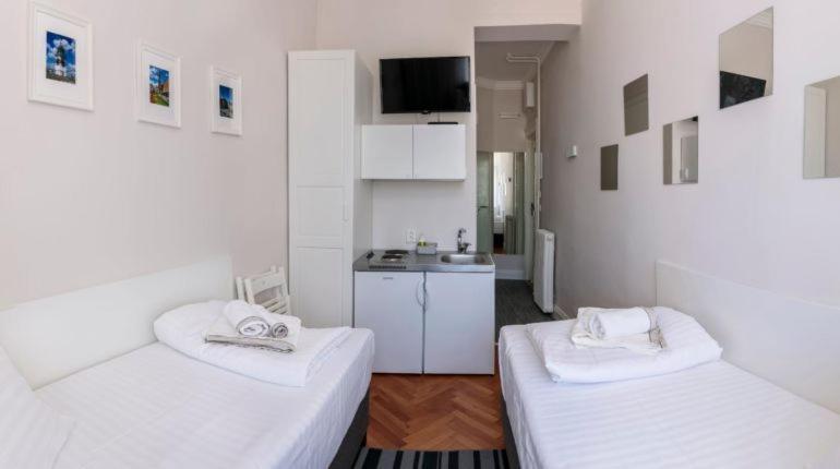 Home Living Dream Apartments Novi Sad Dış mekan fotoğraf